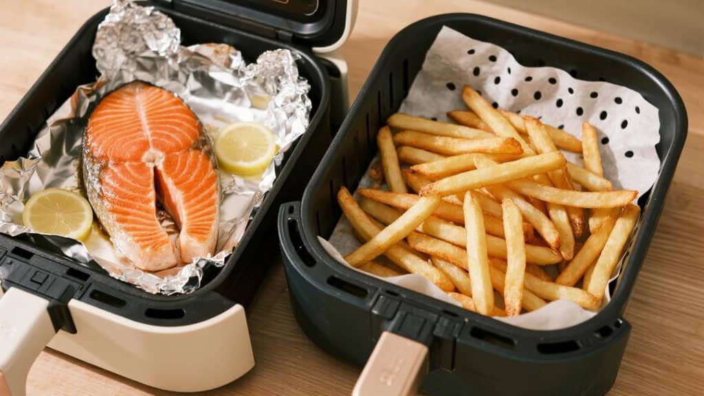 Parchment Paper or Aluminum Foil in Air Fryer